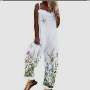 Chic White Floral Jumpsuit